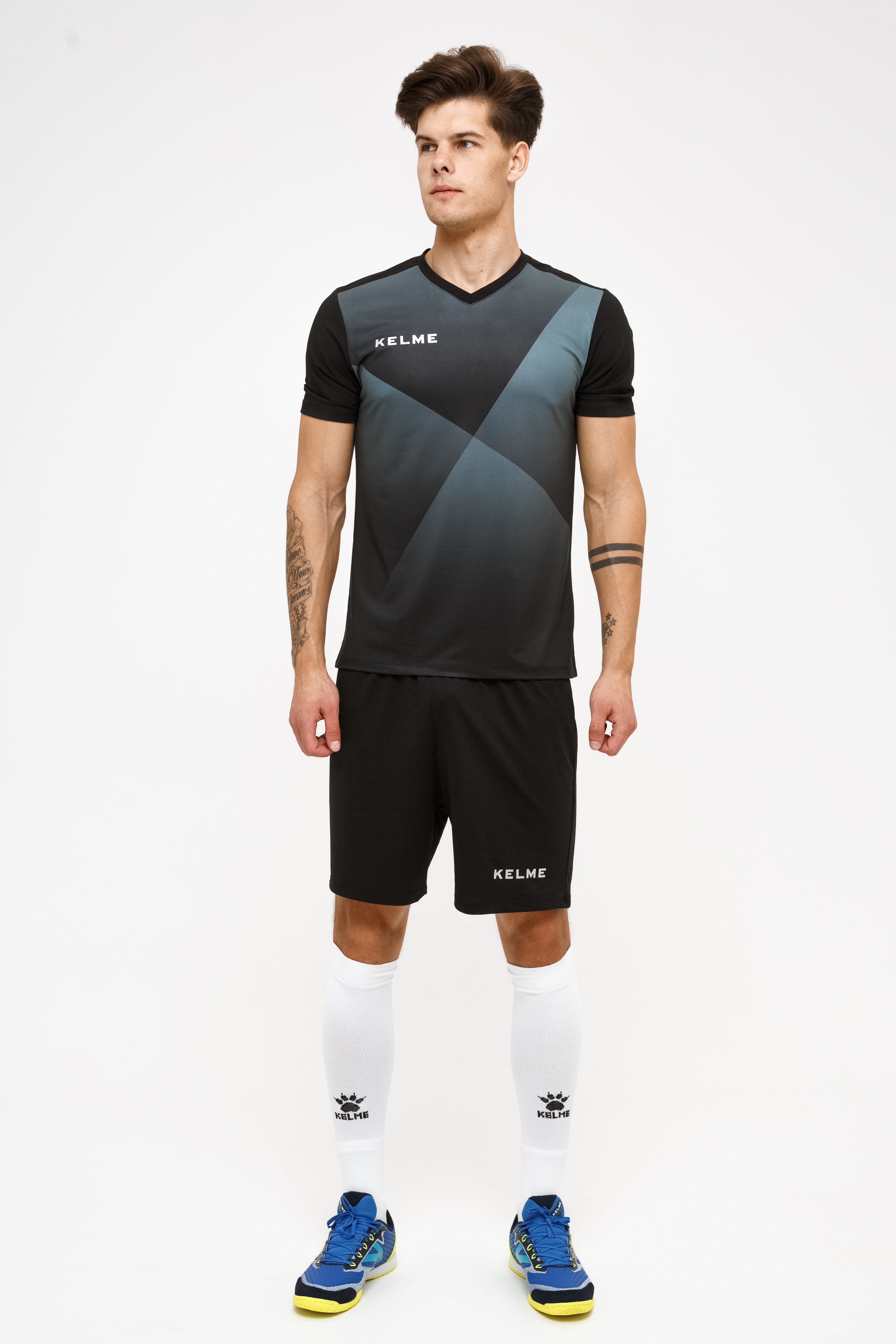 

Спортивная форма футбольная KELME Short sleeve Sevilla set черный, S INT, Short sleeve Sevilla set