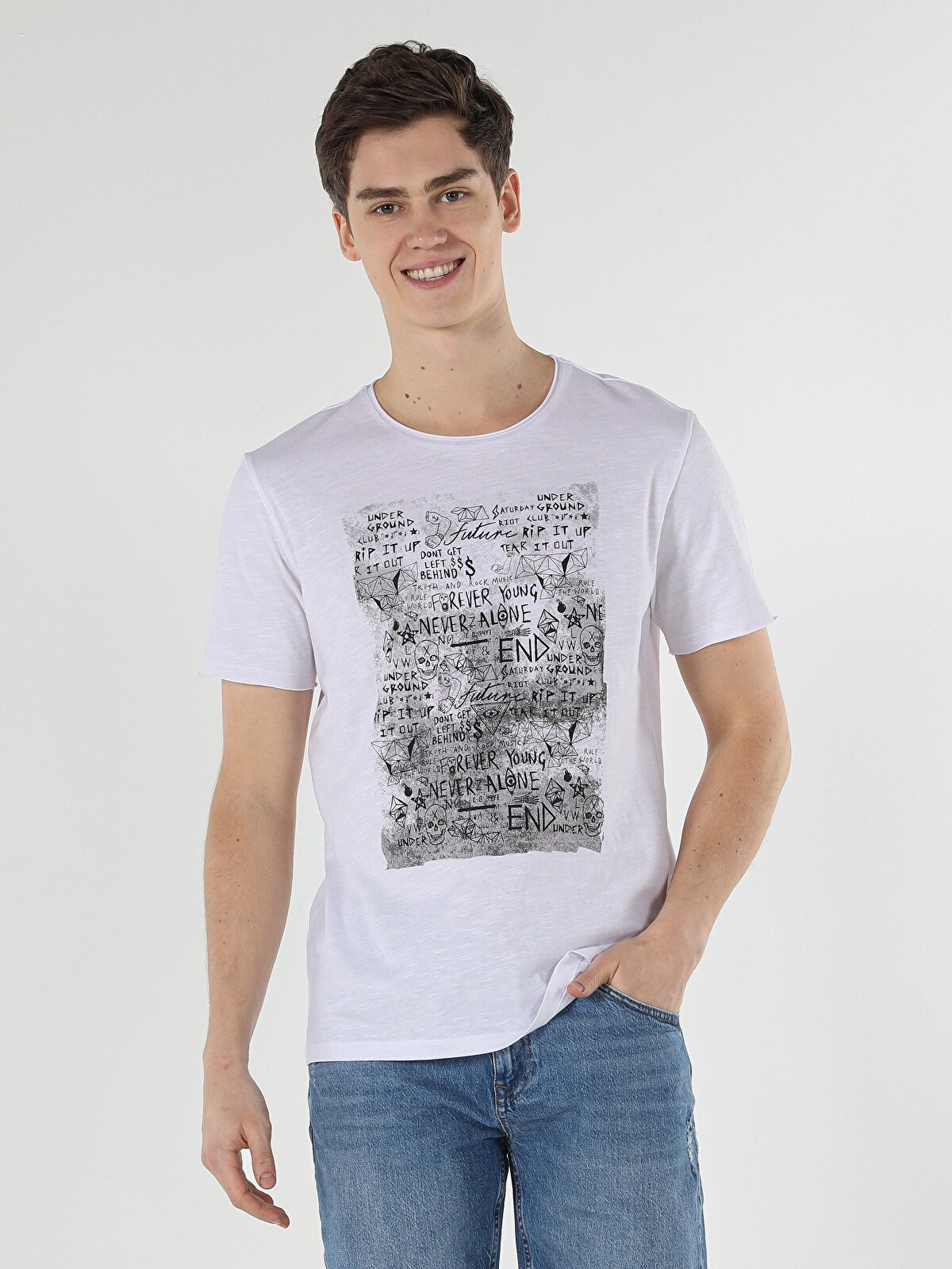 

Футболка мужская Colins CL1057696_Q1.V1 белая L, Белый, CL1057696_Q1.V1