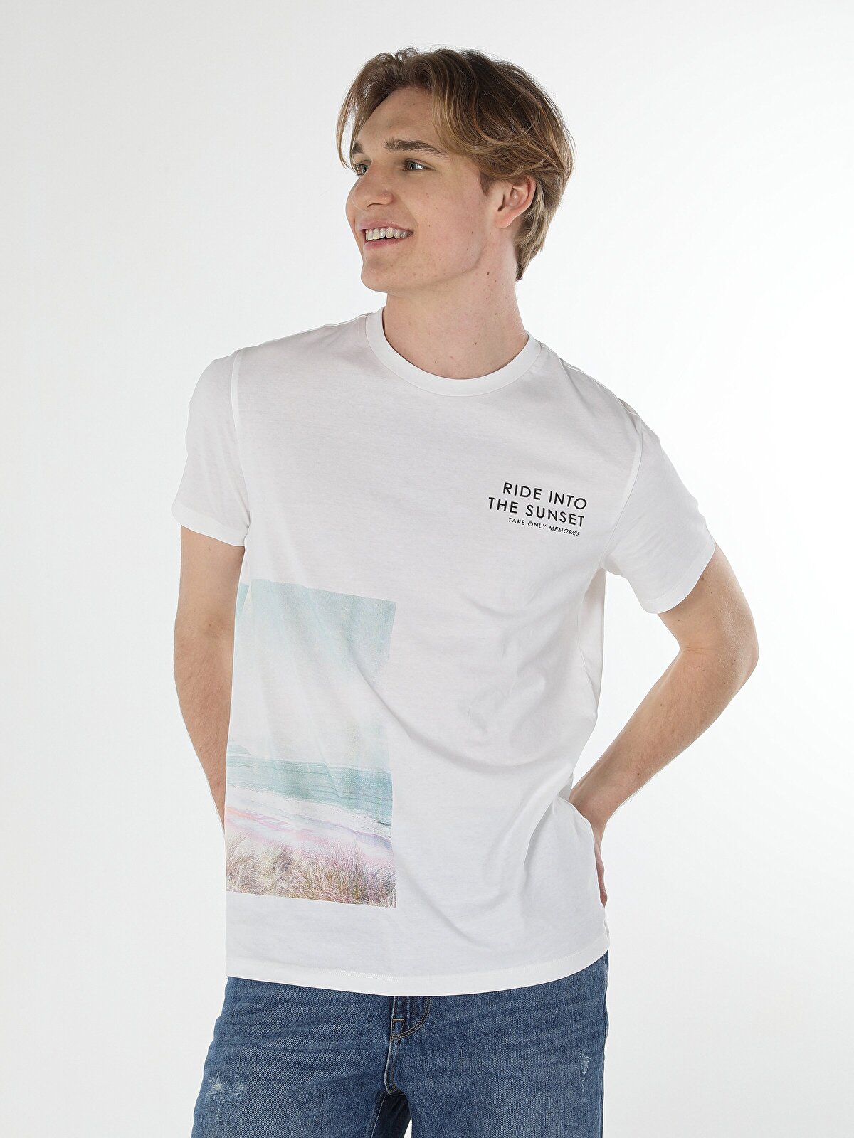 

Футболка мужская Colins CL1059122_Q1.V1 белая M, Белый, CL1059122_Q1.V1