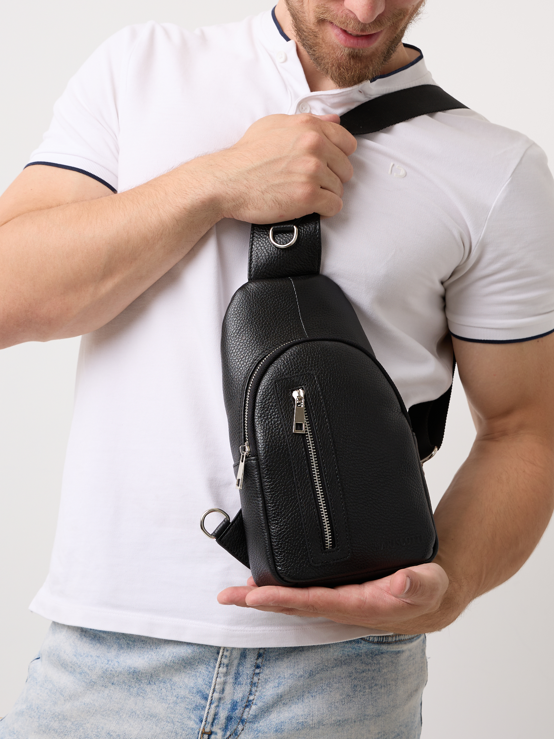 

Сумка-слинг унисекс Franchesco Mariscotti 2-1006к черный, 29х15,5х6 см, 2-1006к