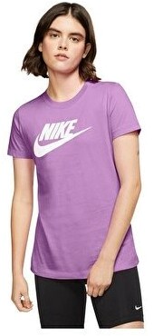 Футболка женская Nike AT5464-573 фиолетовая XS