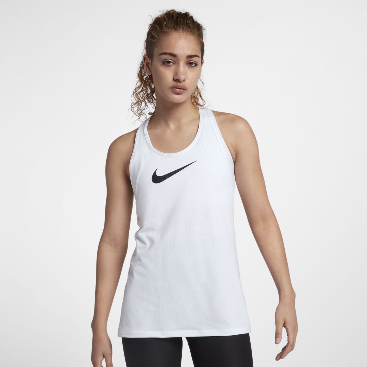 

Майка женская Nike AT4541-100 белая M, AT4541-100