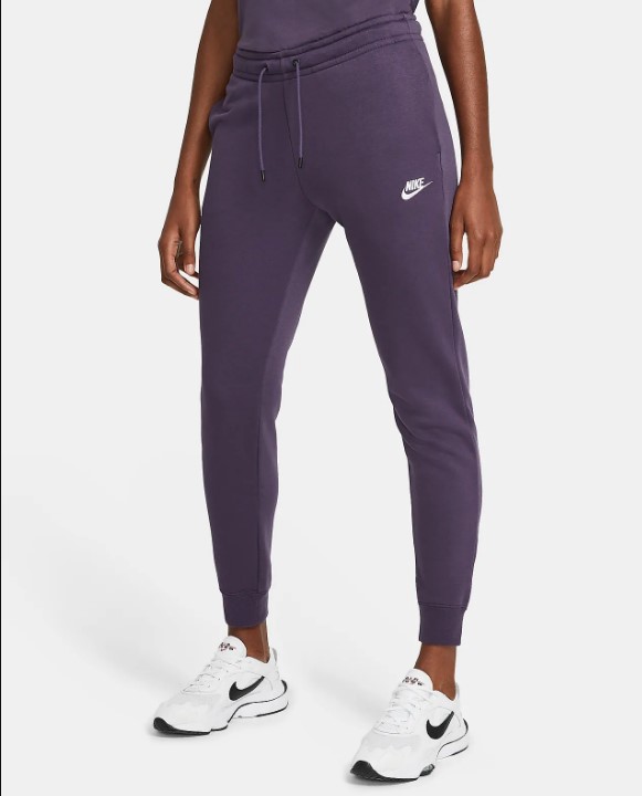 

Спортивные брюки женские Nike CI1196-573 фиолетовые M, CI1196-573