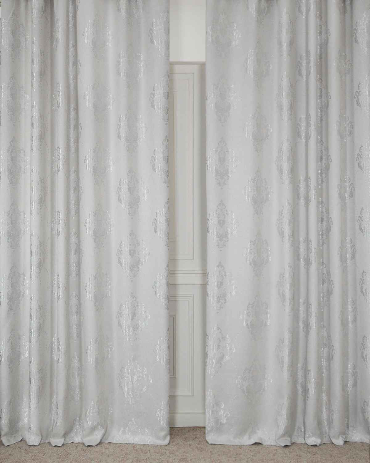 

Штора с вензелями Evrika Home 150x245 Ренессанс Бьянко, Ренессанс