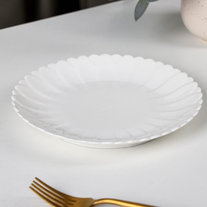 Тарелка обеденная Magistro «Цветок», 19x1,5 см, цвет белый