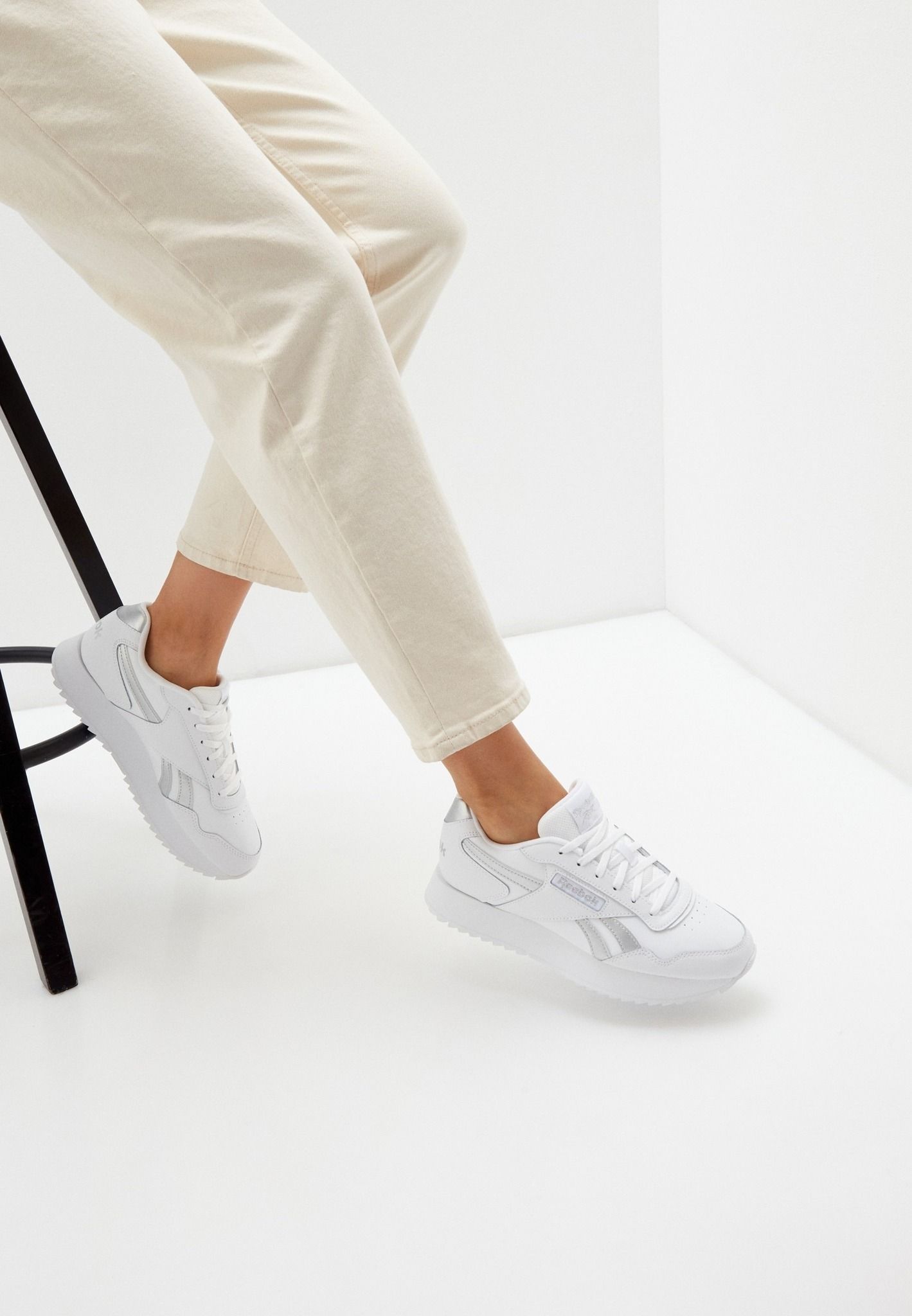 

Кроссовки женские Reebok Glide Ripple Double ID9362 белые 9.5 US, Белый, Glide Ripple Double