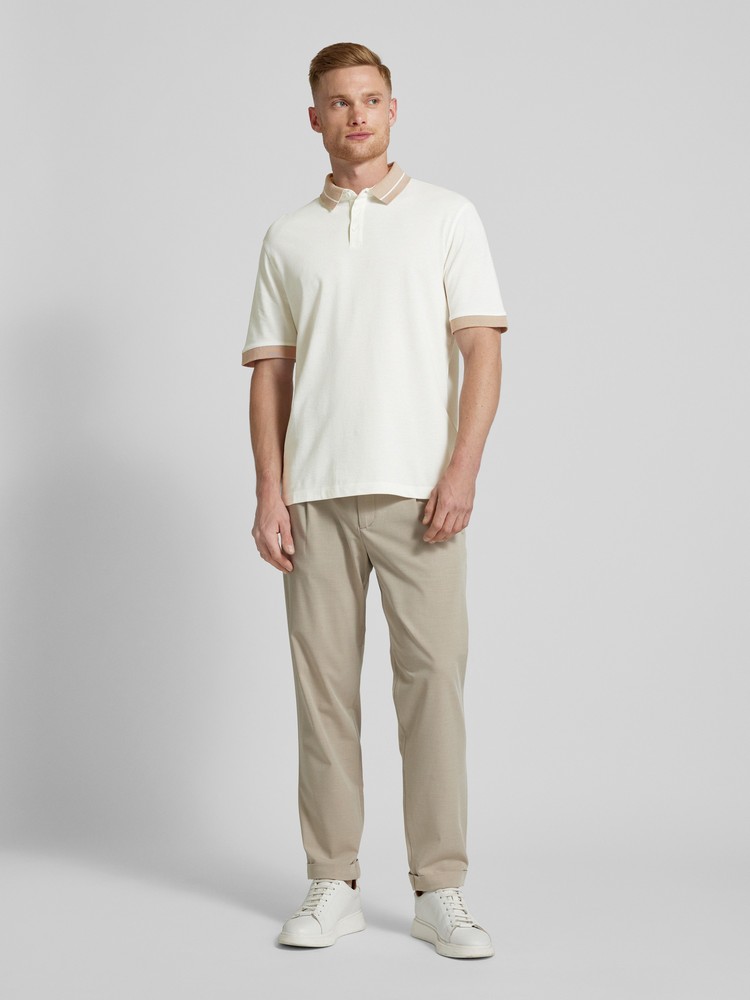 

Футболка мужская Armani Exchange 6DZFAA.ZJ9SZ белая XXL, Белый, 6DZFAA.ZJ9SZ