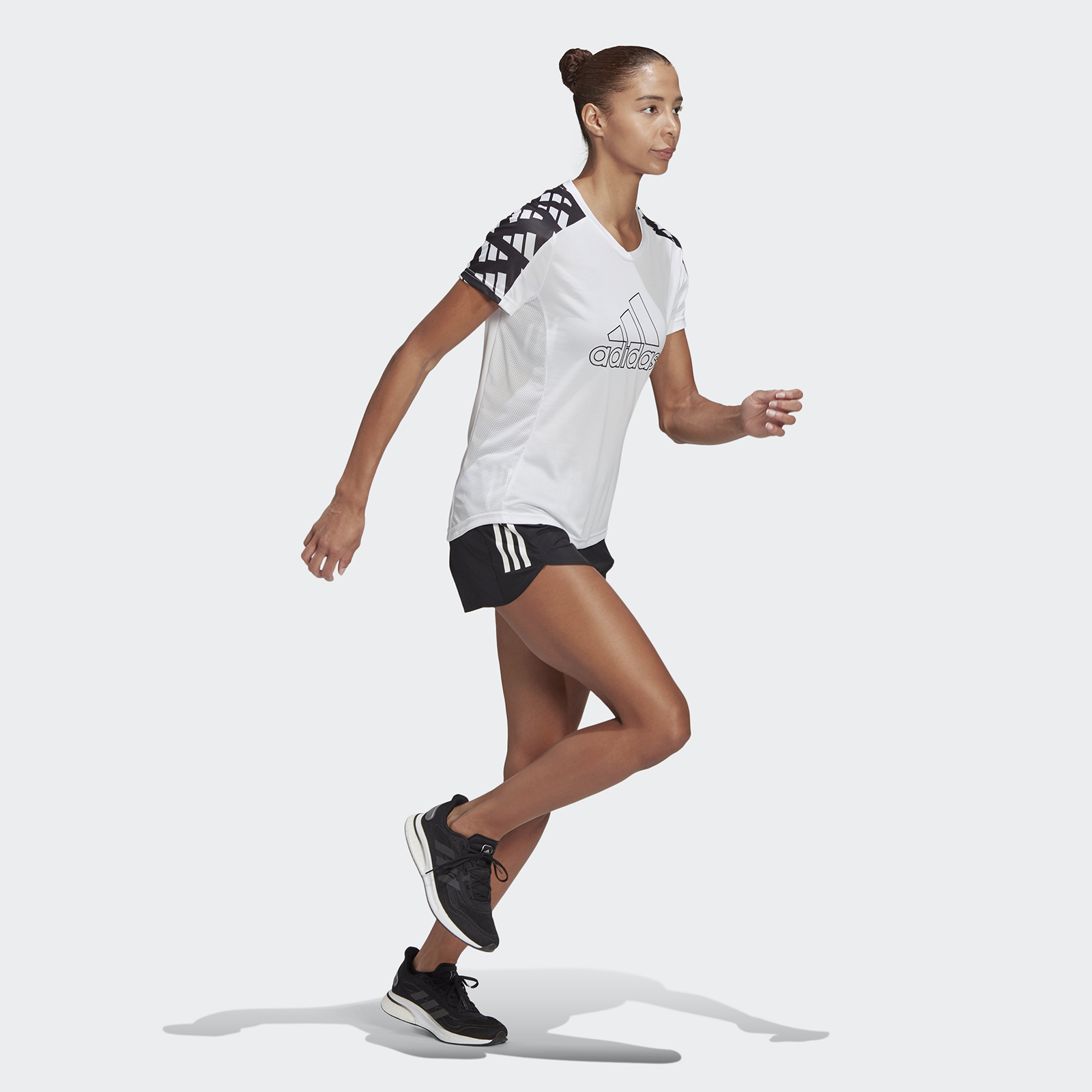 

Шорты женские Adidas Run It Short W черные M, Run It Short W