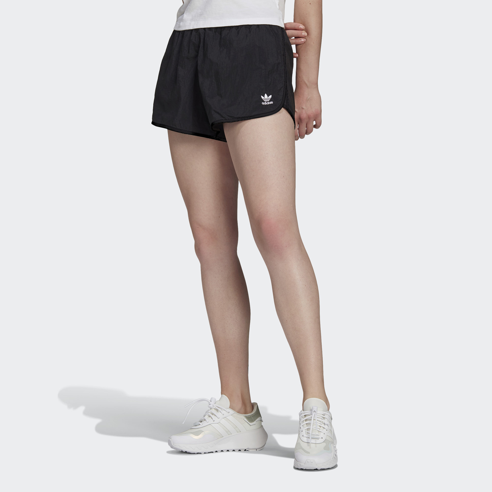 фото Спортивные шорты женские adidas 3str shorts черные 38
