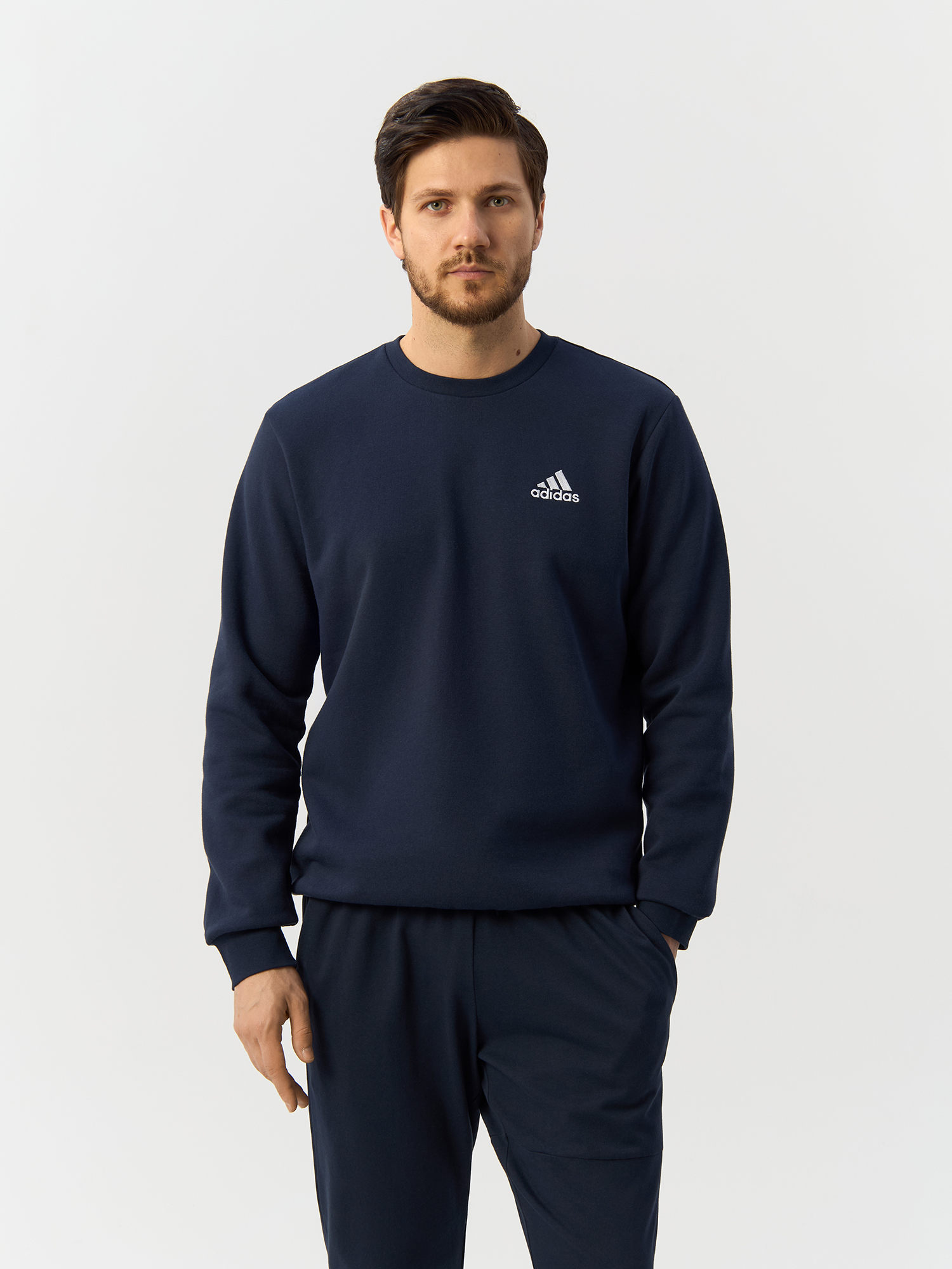 Свитшот мужской Adidas Essentials Fleece Sweatshirt H42002 черный XS