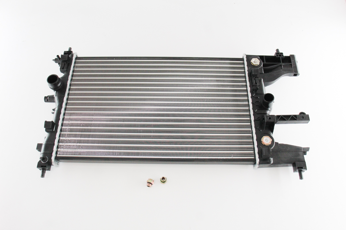 

Радиатор основной GRIFF TECH GT11GM105 АКПП/МКПП CHEVROLET / DAEWOO / RAVON / Cruze