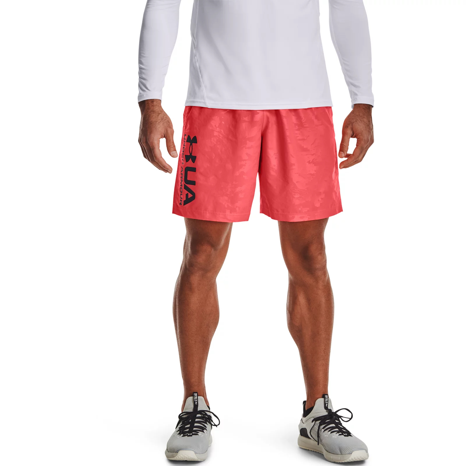 

Шорты мужские Under Armour Woven Emboss Shorts красные XL, Woven Emboss Shorts
