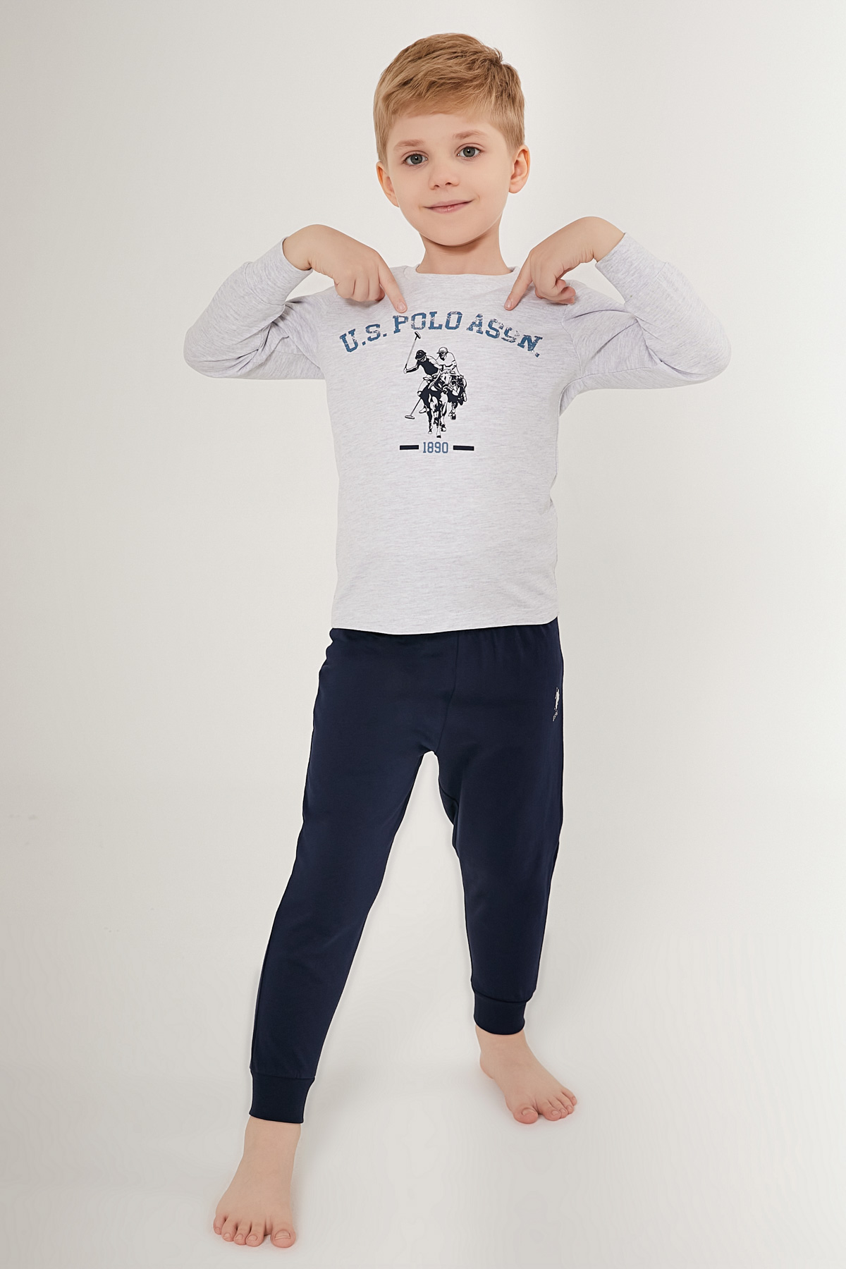 

Костюм повседневный US Polo Assn G083SZ0HF0US1508_VR086, светло-серый, темно-синий, 140, Серый;синий, G083SZ0HF0US1508_VR086