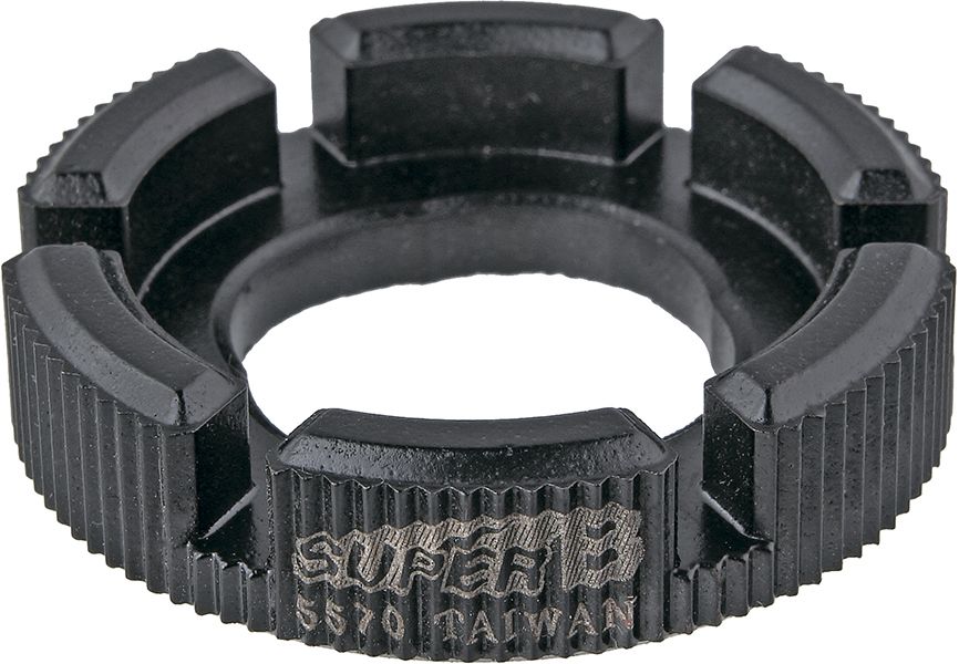 

Ключ для спиц SUPER B 5570 круглый/размеры: 3,2;3,3;3,5., Черный