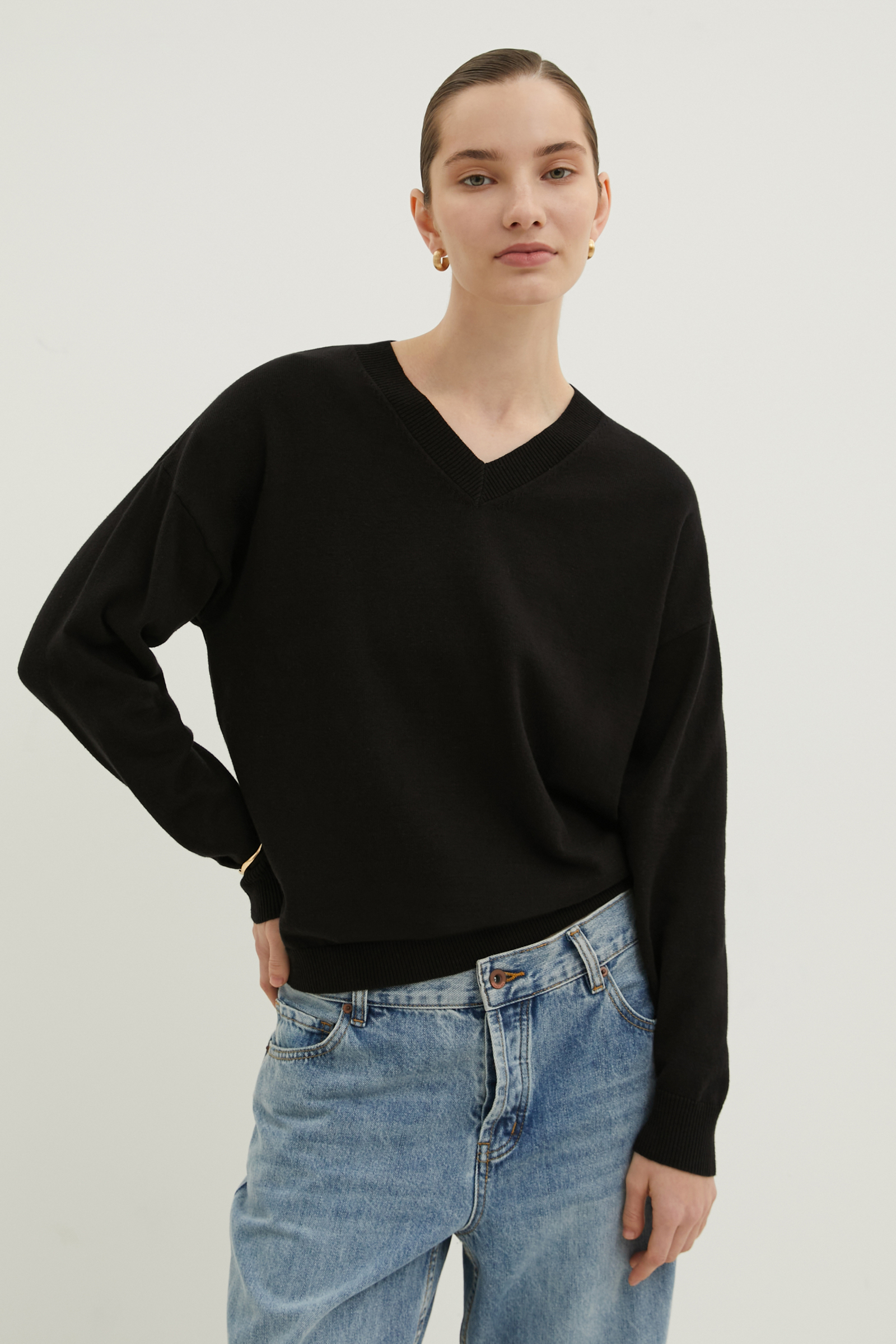 Пуловер женский Finn Flare BAS-10150 черный XS