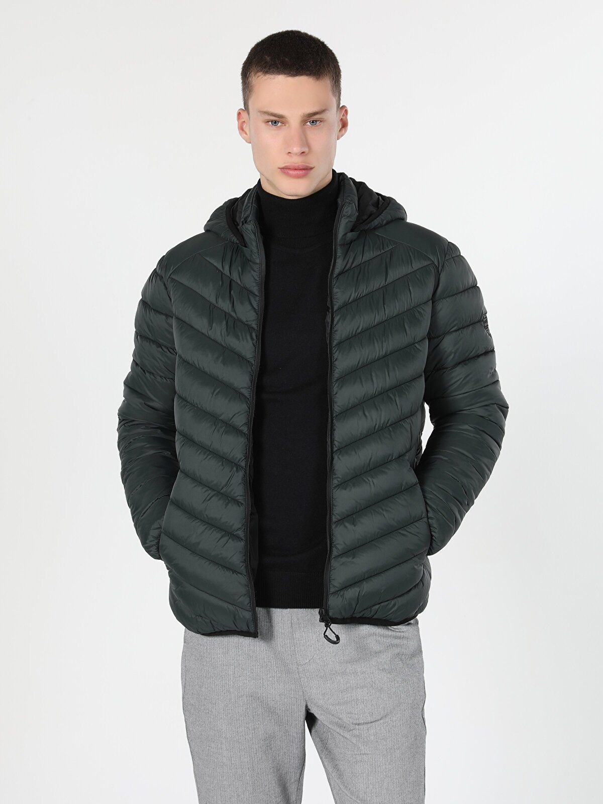Куртка мужская Colins CL1021308_q1.v1 зеленая XL
