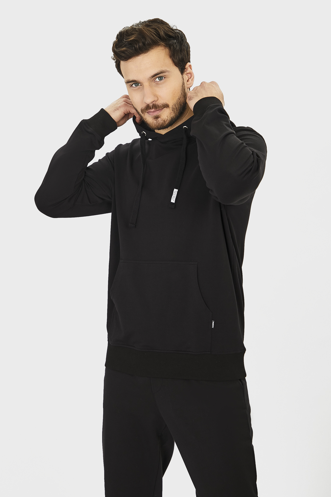 

Худи мужское Baon B611003 черное 3XL, B611003