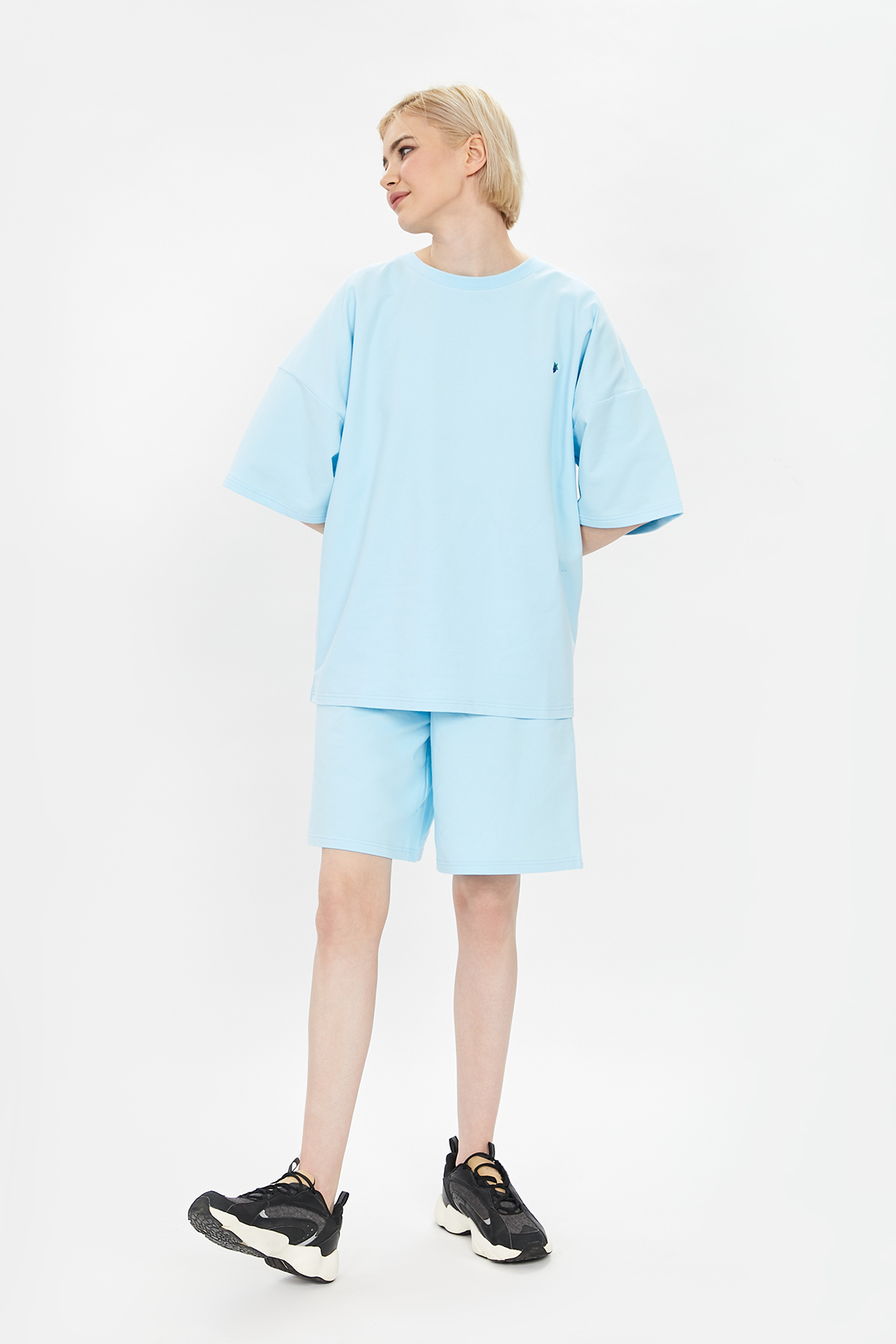 

Спортивные шорты женские Baon B321003 голубые XXL