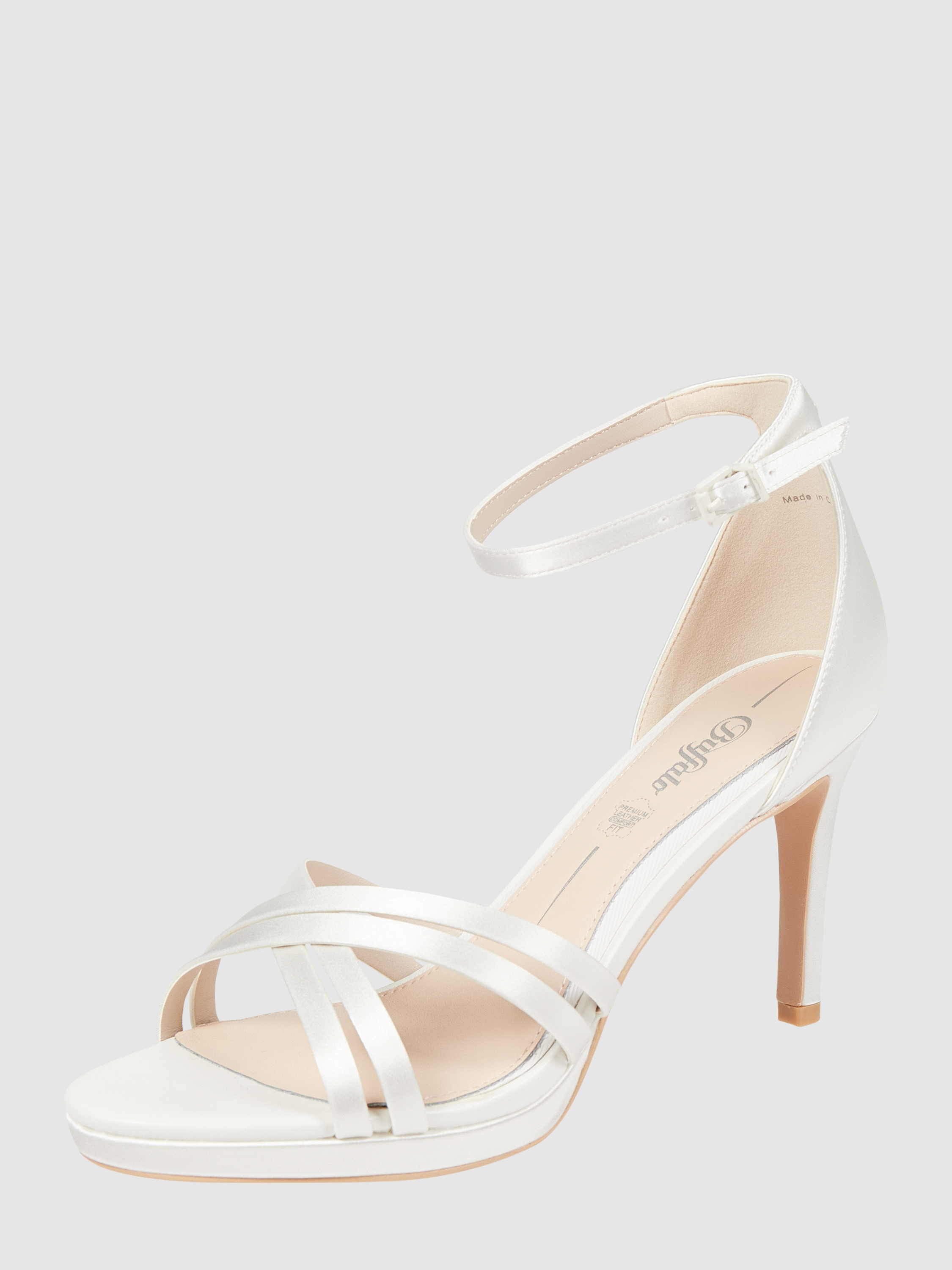 

Босоножки женские Buffalo 1541428 белые 41 EU (доставка из-за рубежа), Белый, 1541428