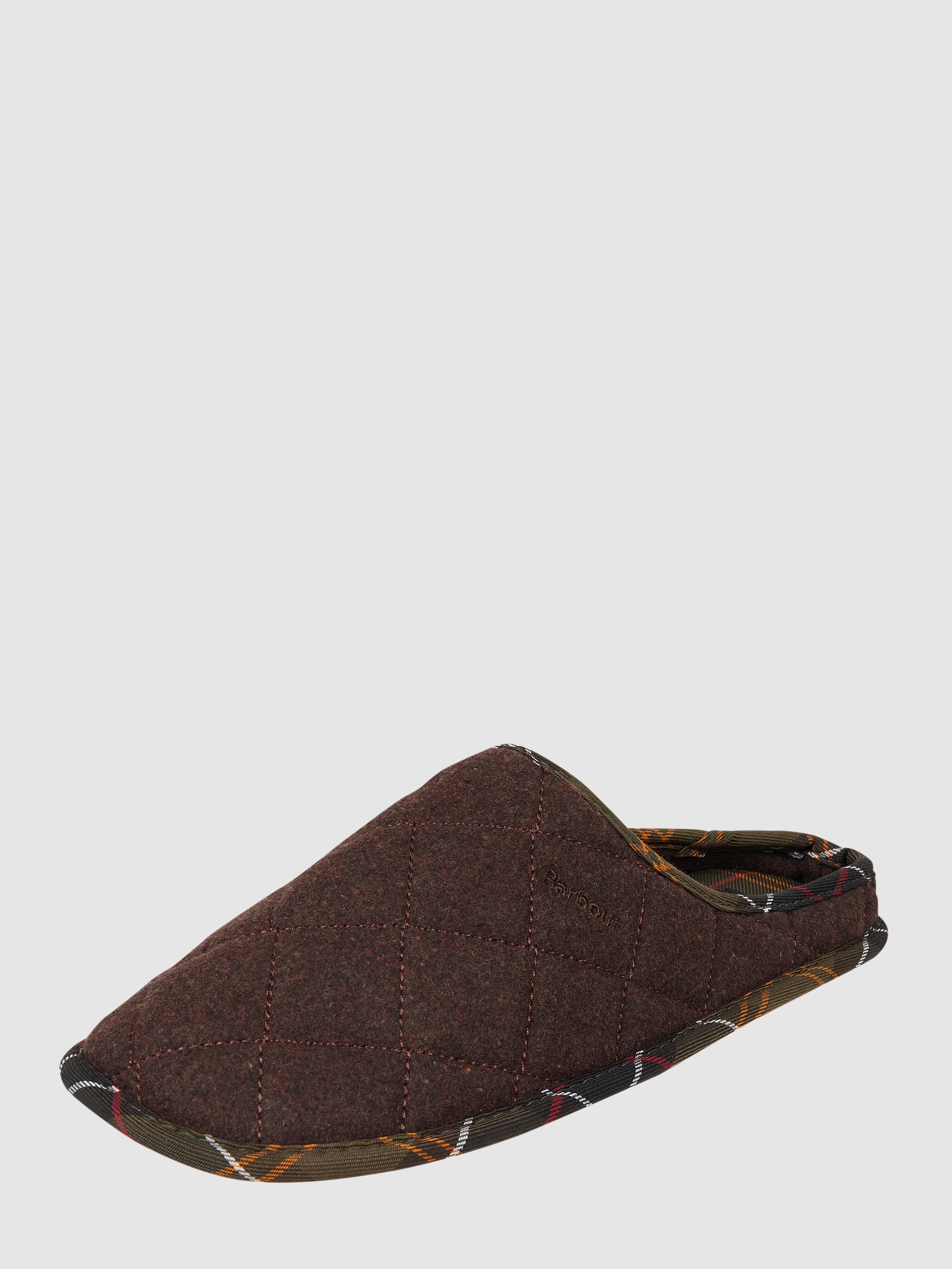 

Тапочки мужские Barbour 1381951 коричневые 40.5 EU (доставка из-за рубежа), Коричневый, 1381951