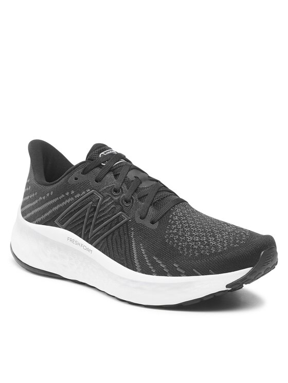 фото Кроссовки fresh foam vongo v5 mvngobs5 new balance черный 45,5 eu