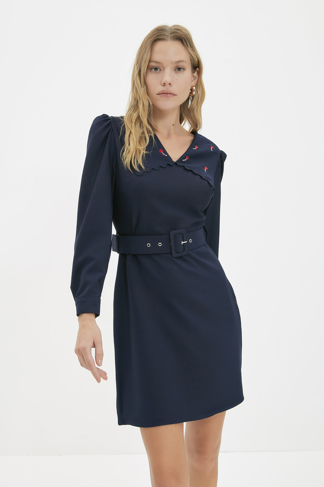 

Платье женское Trendyol trendyol TWOAW22EL0863 синее 42 EU, trendyol TWOAW22EL0863