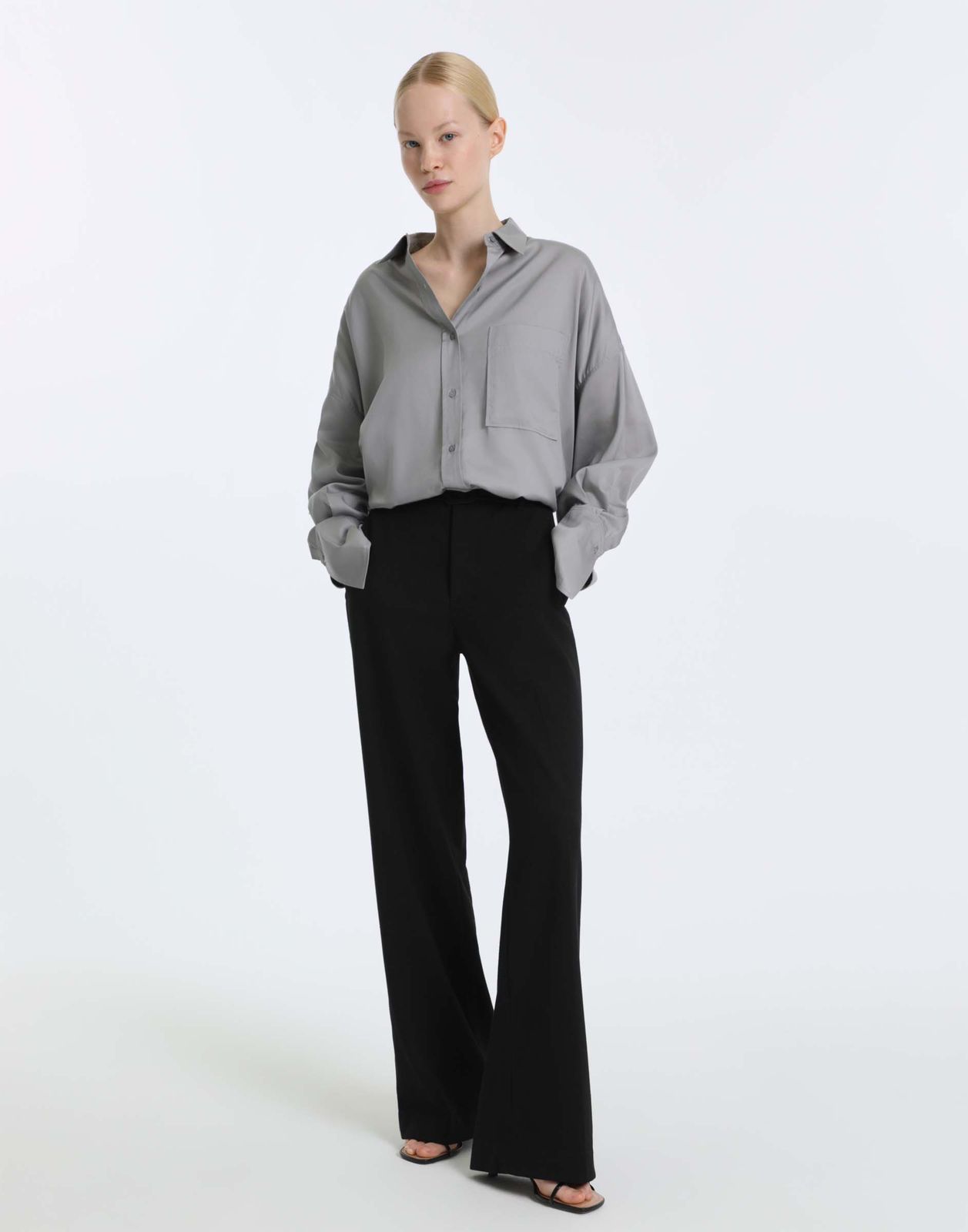

Брюки женские Gloria Jeans GPT010060 черный 42/170, GPT010060