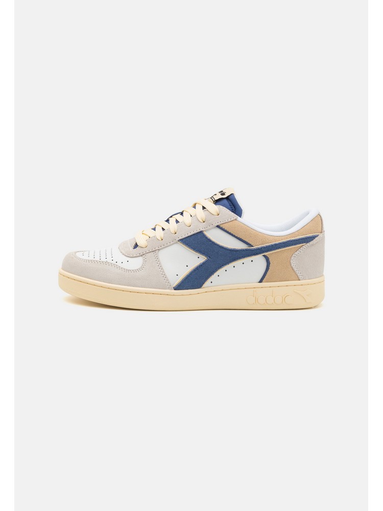 

Кеды унисекс Diadora D2915O02M белые 40 EU, Белый, D2915O02M