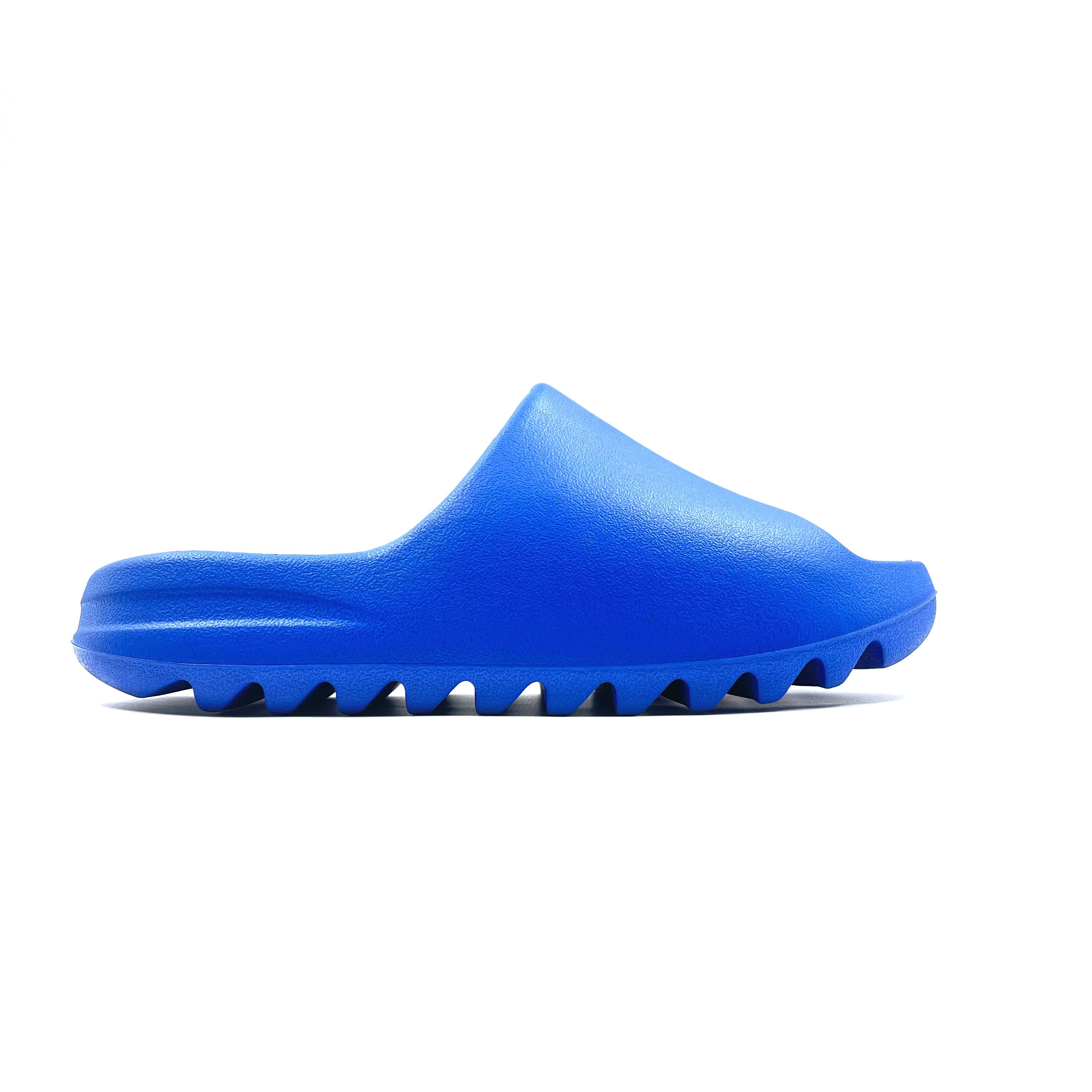 

Сланцы унисекс Adidas 350-2602-82 синие 43 EU, Синий, 350-2602-82