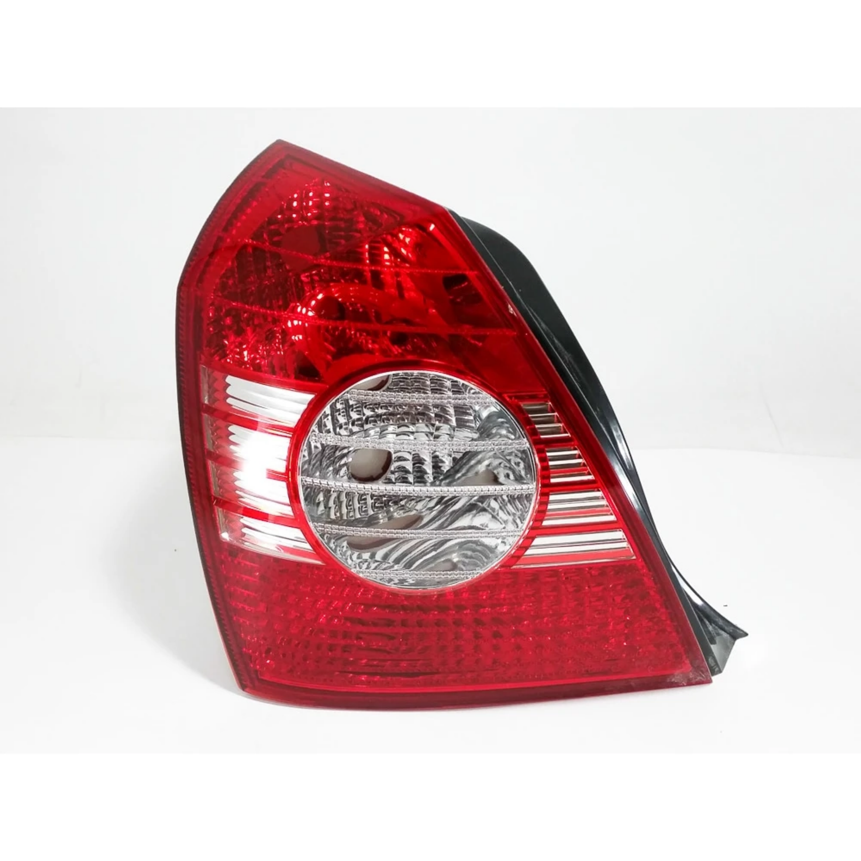 

DEPO Фонарь задн. L HYUNDAI ELANTRA 04- DEPO 221-1923L-UE