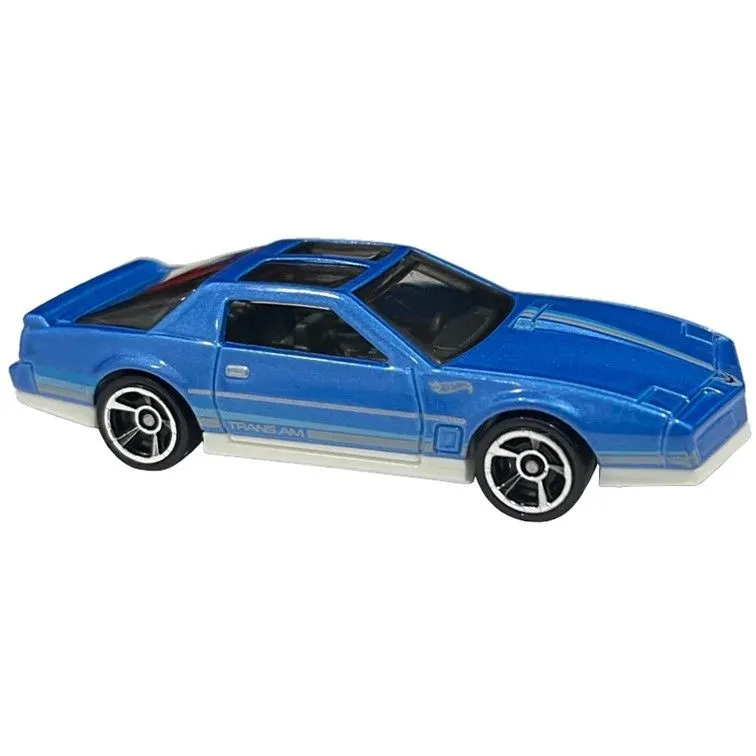 Машинка Hot Wheels Basic HKJ57