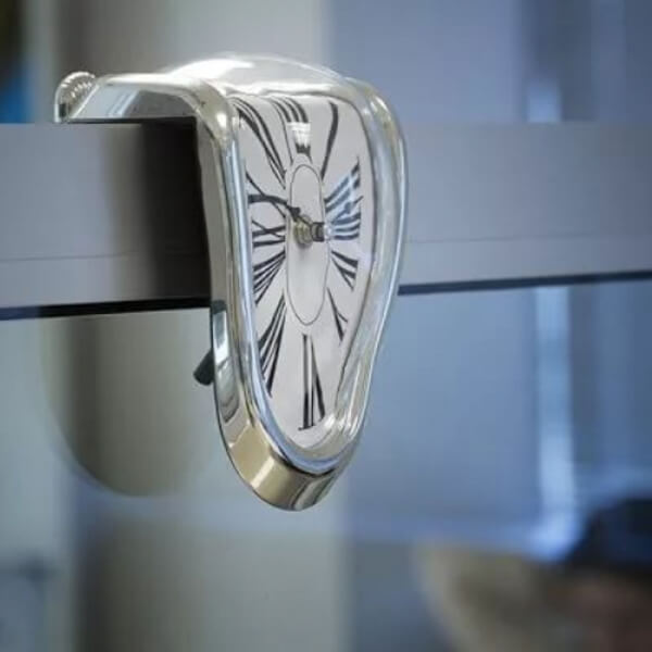 фото Часы «тающие часы» tnd nobrand
