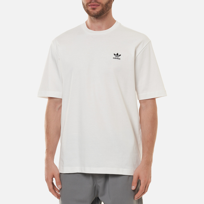 

Футболка мужская adidas Originals GN3453 белая XS, GN3453