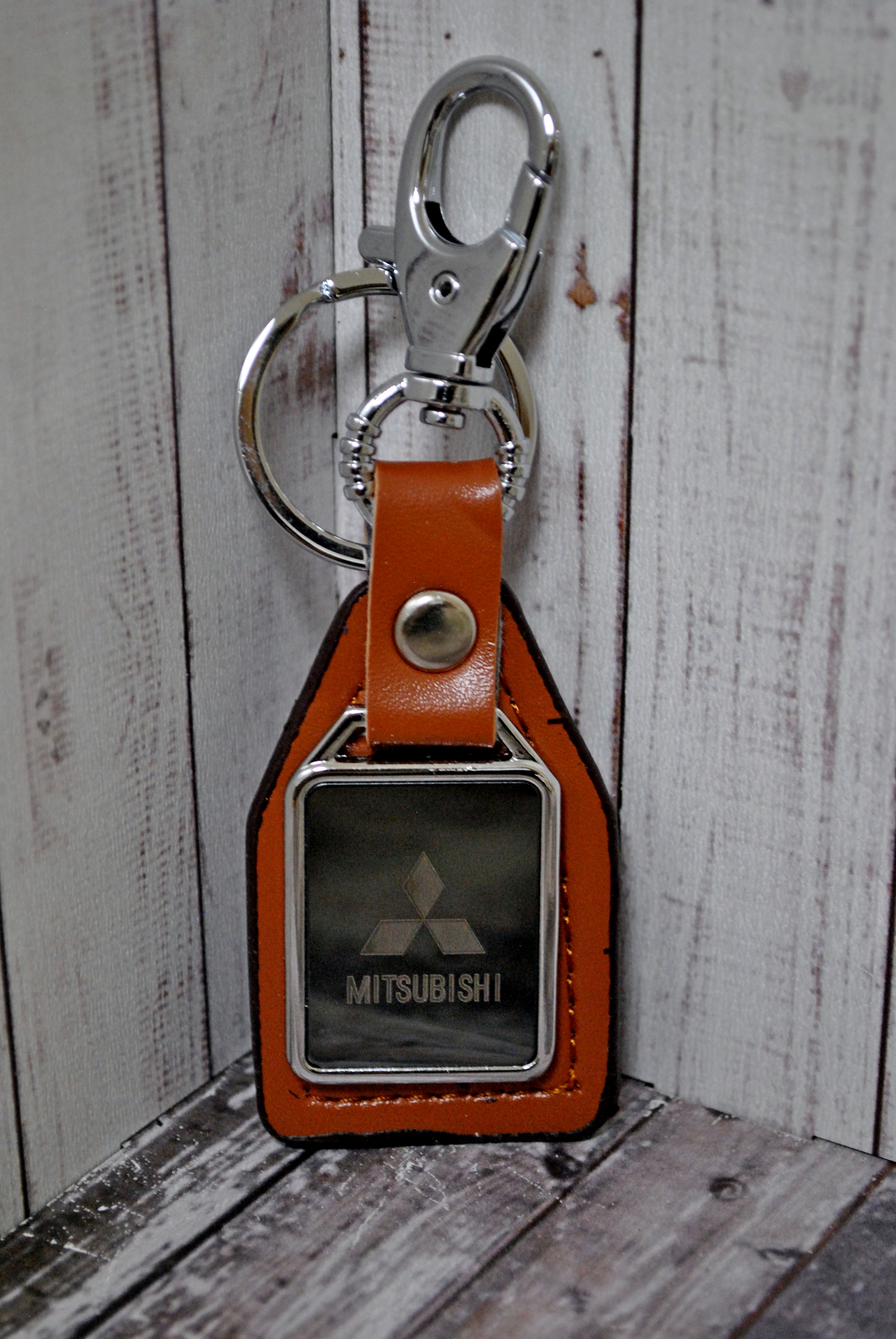 

Брелок унисекс Fashion Jewelry Auto_Leather коричневый, Auto_Leather