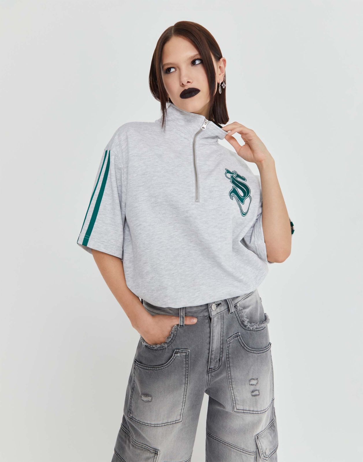 

Свитшот для девочки Gloria Jeans GAC022835 светло-серый меланж 12-14л/164, GAC022835