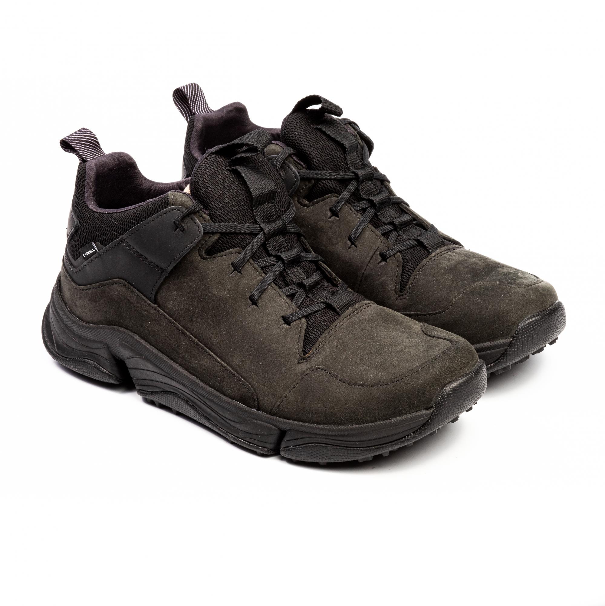 

Полуботинки мужские Clarks Tri Path Mid черные 42 EU, Tri Path Mid