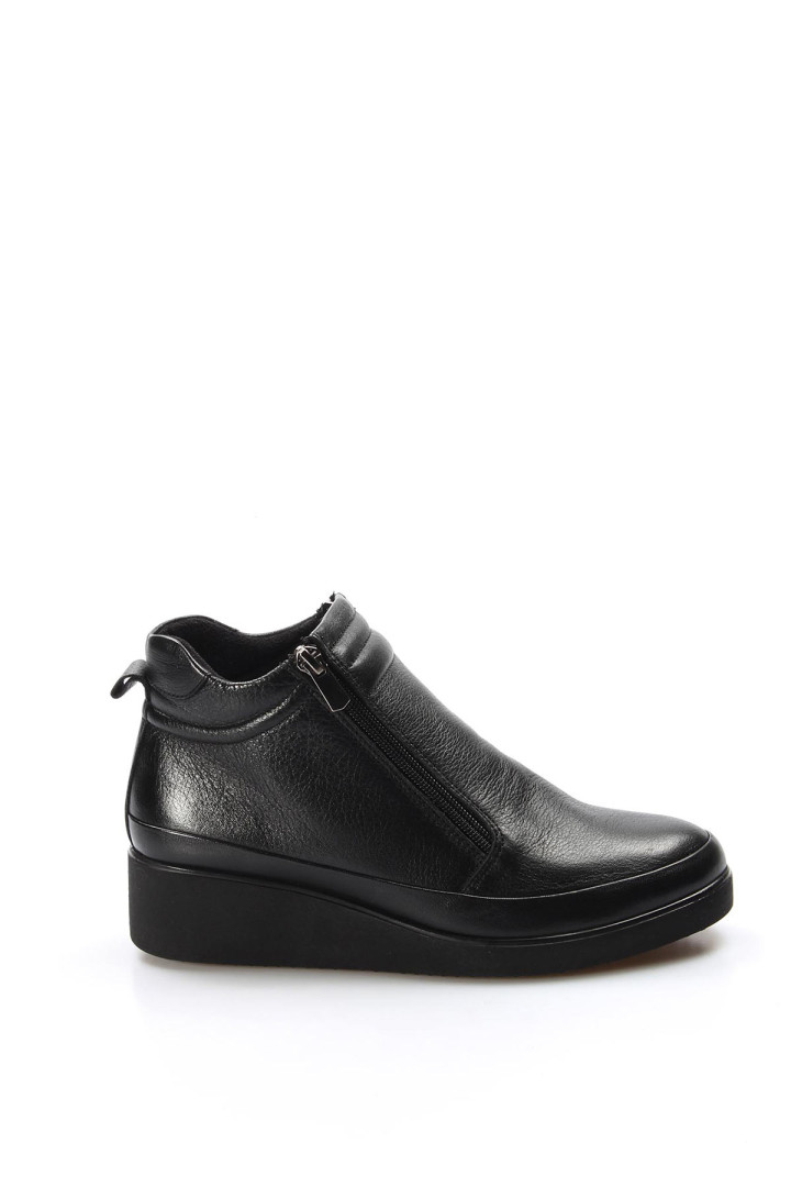 

Полусапоги женские FAST STEP 863SZA356 черные 39 EU (доставка из-за рубежа), 863SZA356