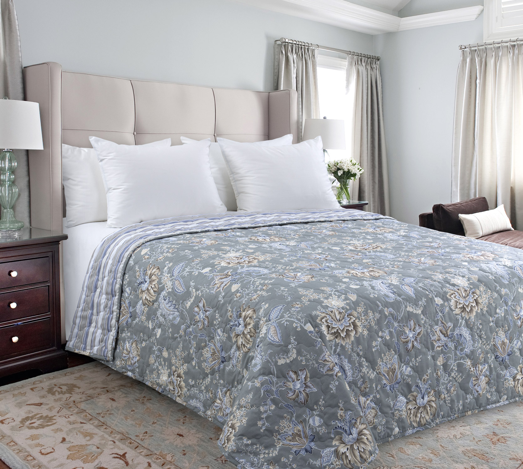 

Покрывало Жустин 4 Сер. из перкали 180х210 стеганое