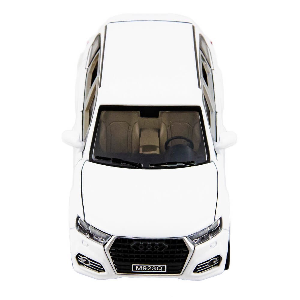 

Металлическая машинка AUDI Q7 цв. белый