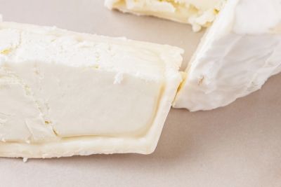 

Сыр творожный ВкусВилл козий Маконне с белой плесенью 180 г