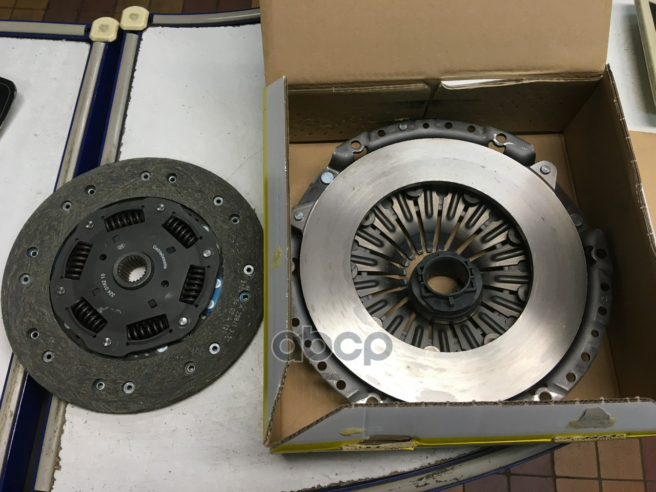 

Пакет Сцепления Ford/Seat/Vw Luk арт. 623210409, 623210409