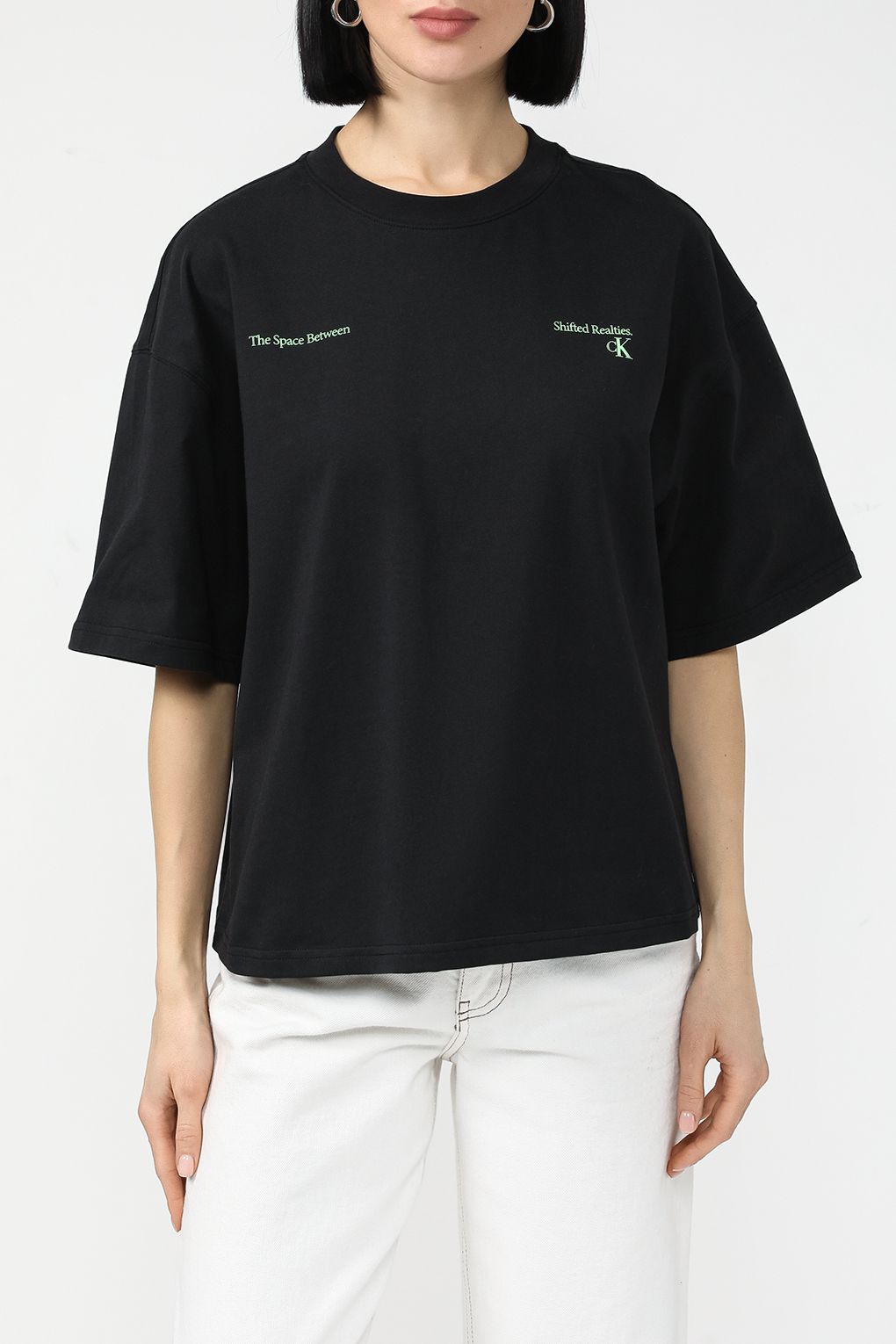

Футболка женская Calvin Klein Jeans J20J222036 черная S, Черный, J20J222036