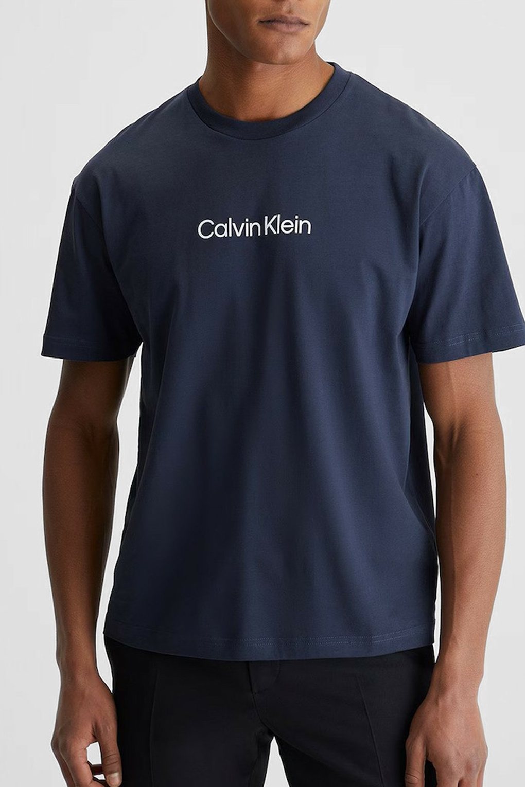 Футболка мужская Calvin Klein K10K111346 синяя M