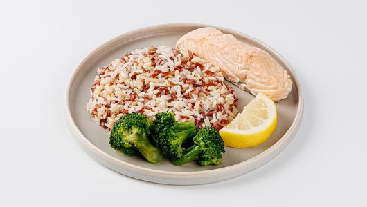 

Филе семги ВкусВилл на пару с рисом-брокколи 230 г