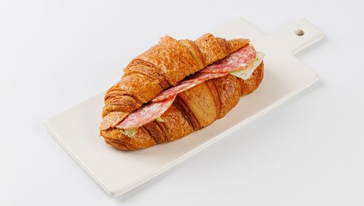

Круассан ВкусВилл солодовый с сырокопченой колбасой 120 г