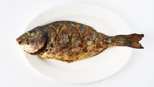 

Рыба для запекания ВкусВилл Дорадо в маринаде охлажденная +-500 г