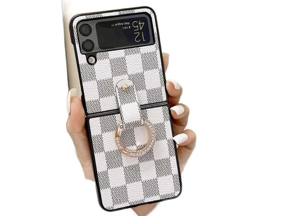 

Чехол MyPads для Samsung Galaxy Z Flip4 белый (230677)