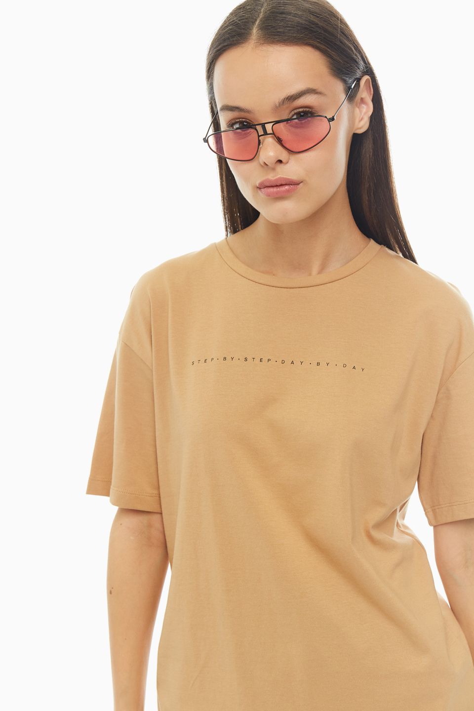 

Футболка женская Vero Moda 10231133t бежевая XS, Бежевый, 10231133t