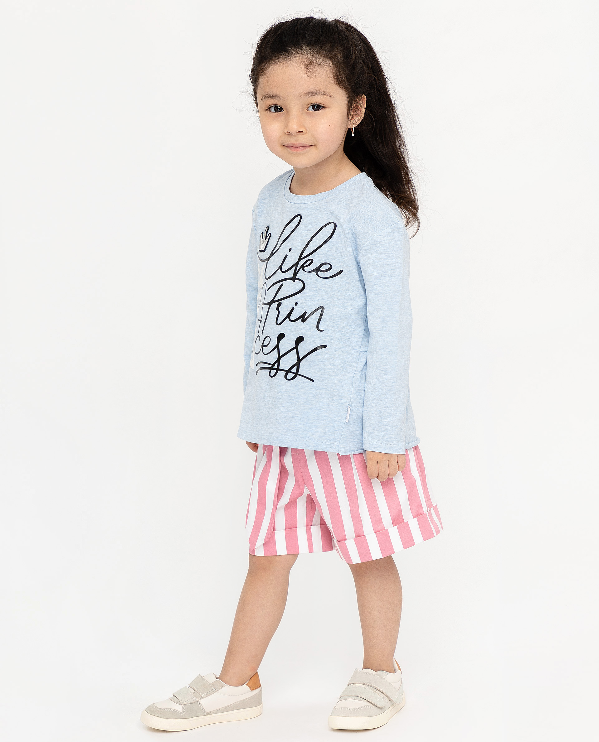 

Футболка для девочек Gulliver, цв. голубой, р.104, 12001GMC1201