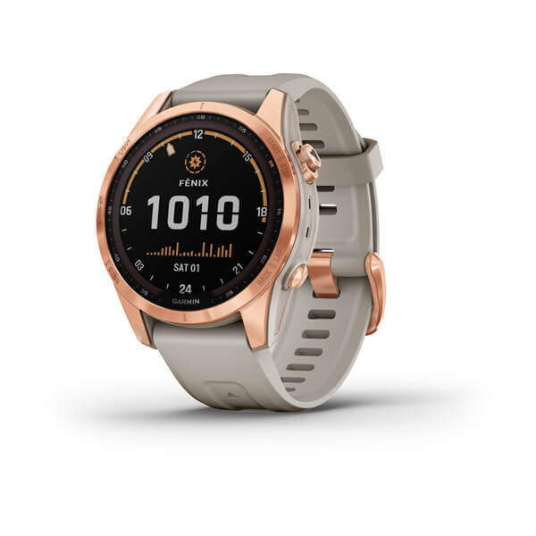 Garmin Fenix 7s Solar цвета розовое золото с песочным силиконовым ремешком